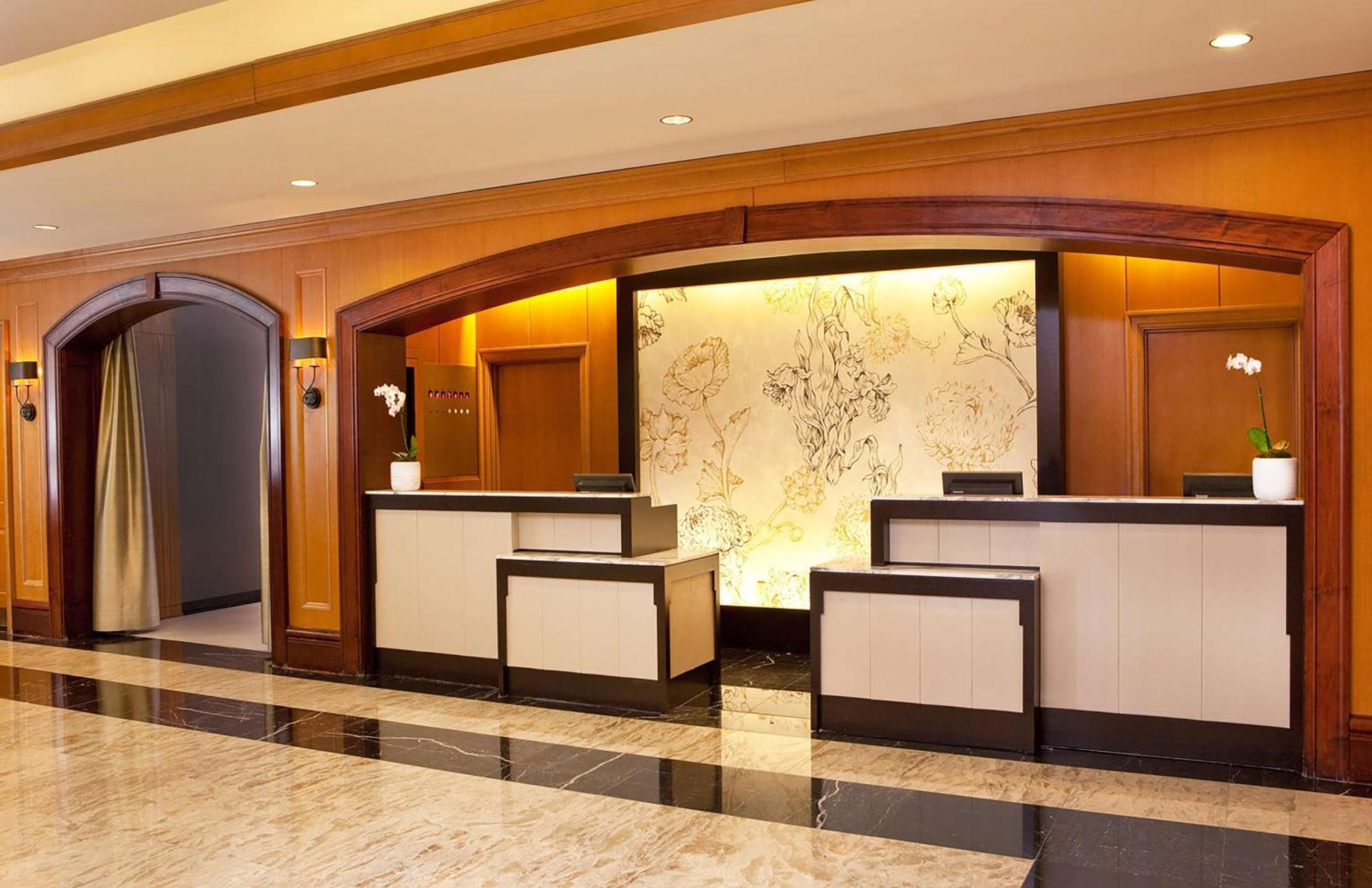 Hilton Short Hills Hotel Exterior photo